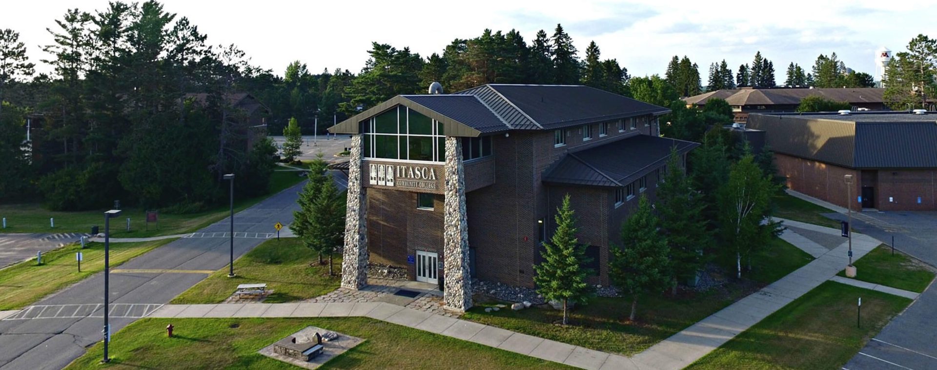 Photo of Itasca campus.