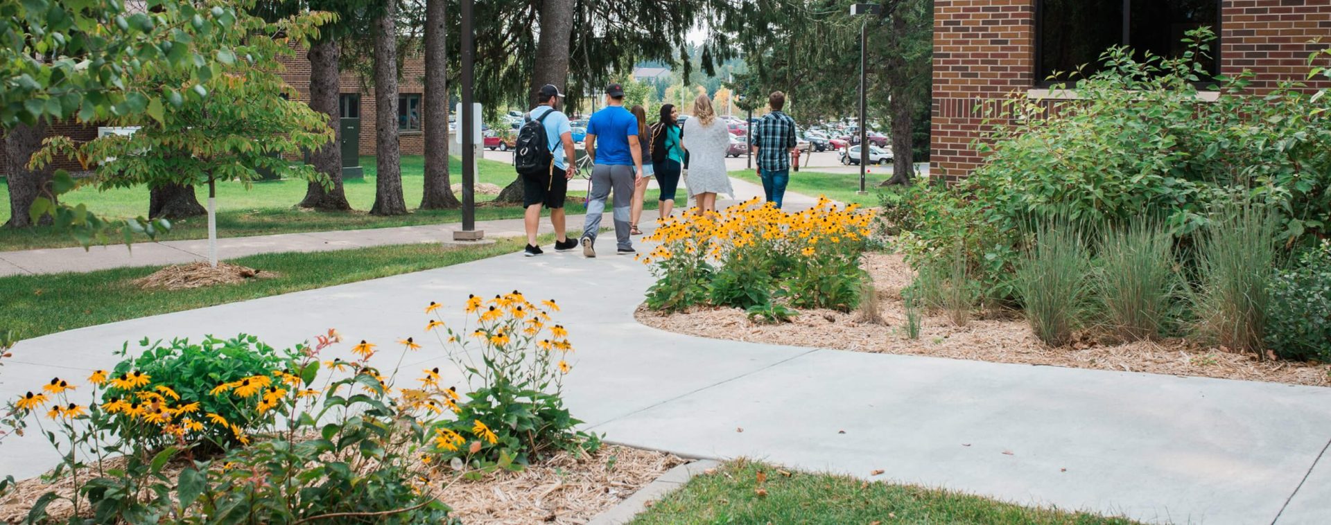 Students walking around the Itasca campus.