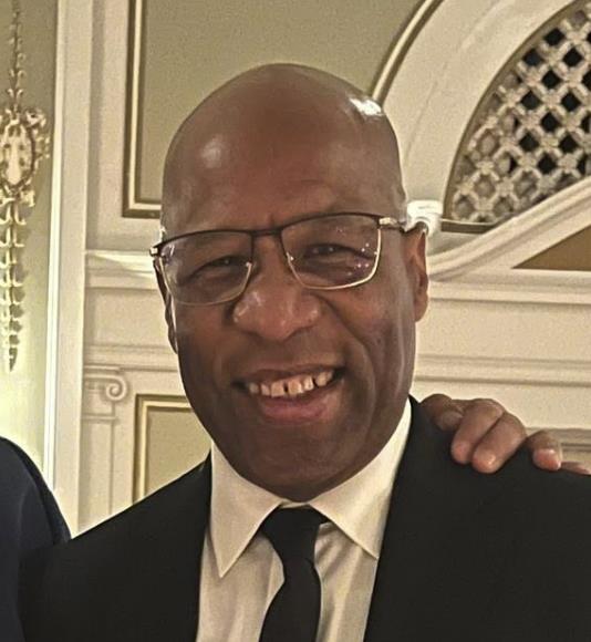 keith turner headshot